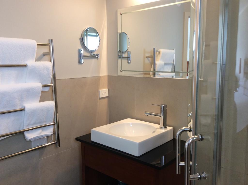City Corporate Motor Inn Palmerston North Room photo